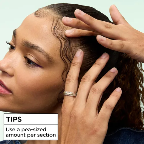 Vista 6 de Garnier Fructis Style Curl Scrunch Gel de control para dar forma y brillo, 6.8 onzas líquidas, 3 unidades (el embalaje puede variar)