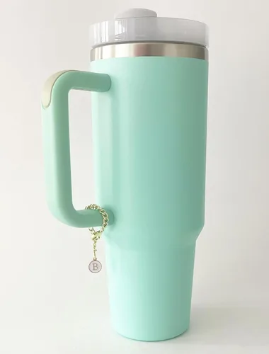 Vista 2 de Tovly Stanley Cup - 2 piezas de accesorios de letras con nombre de identificación inicial con mango personalizado para vaso Stanley